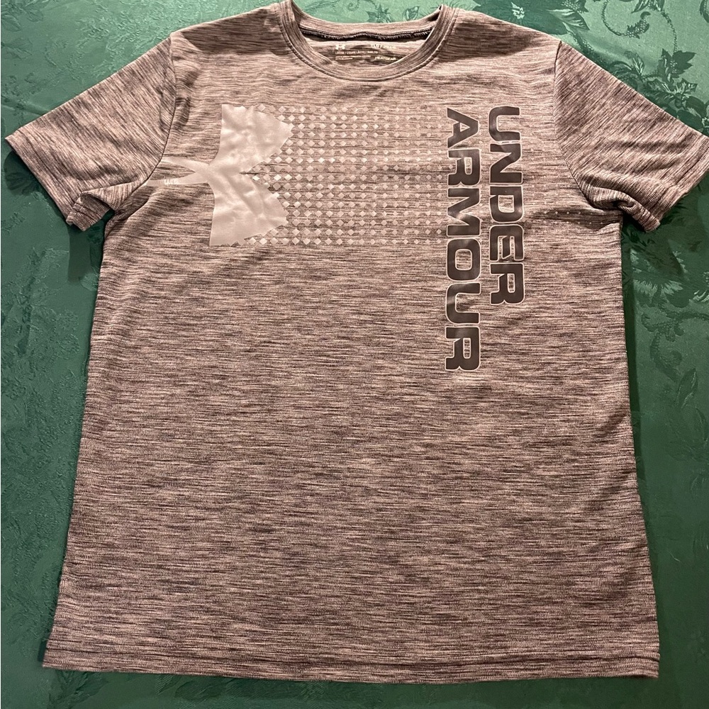 Under Armour T Shirt Boys Size Large